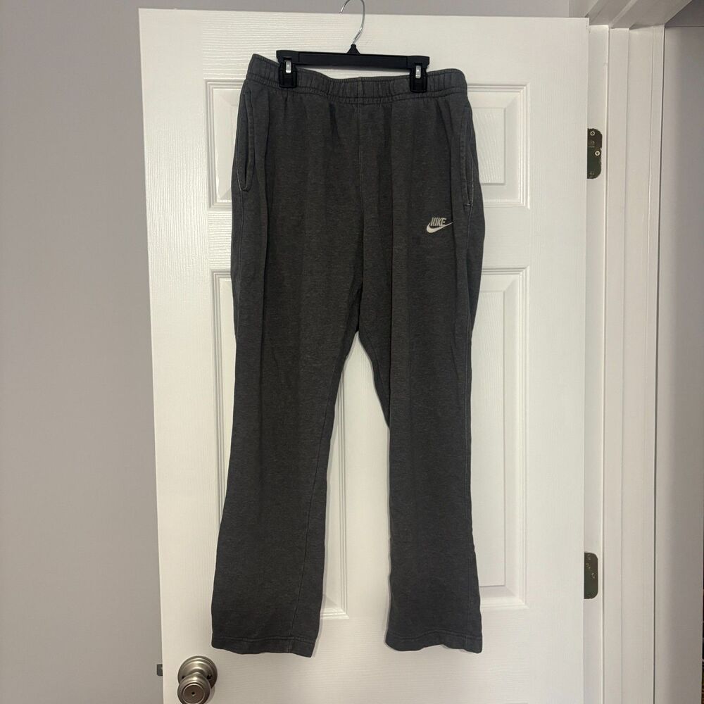 Nike Sweatpants Mens Large Gray BV2707-010 Fleece Joggers Athletic Pants Logo